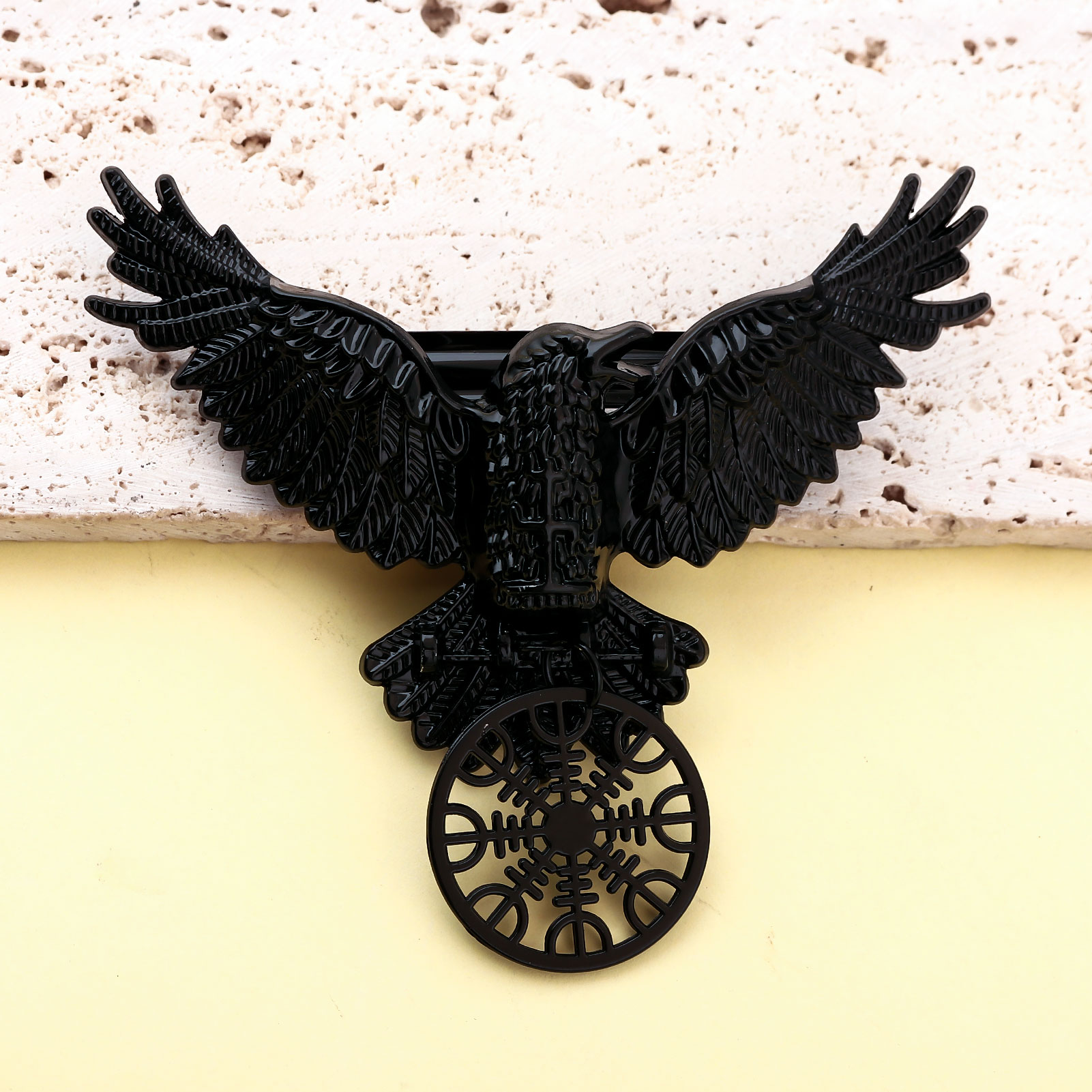 Винтажное ожерелье с черной во – обзор и цена Compass Keychain Mini